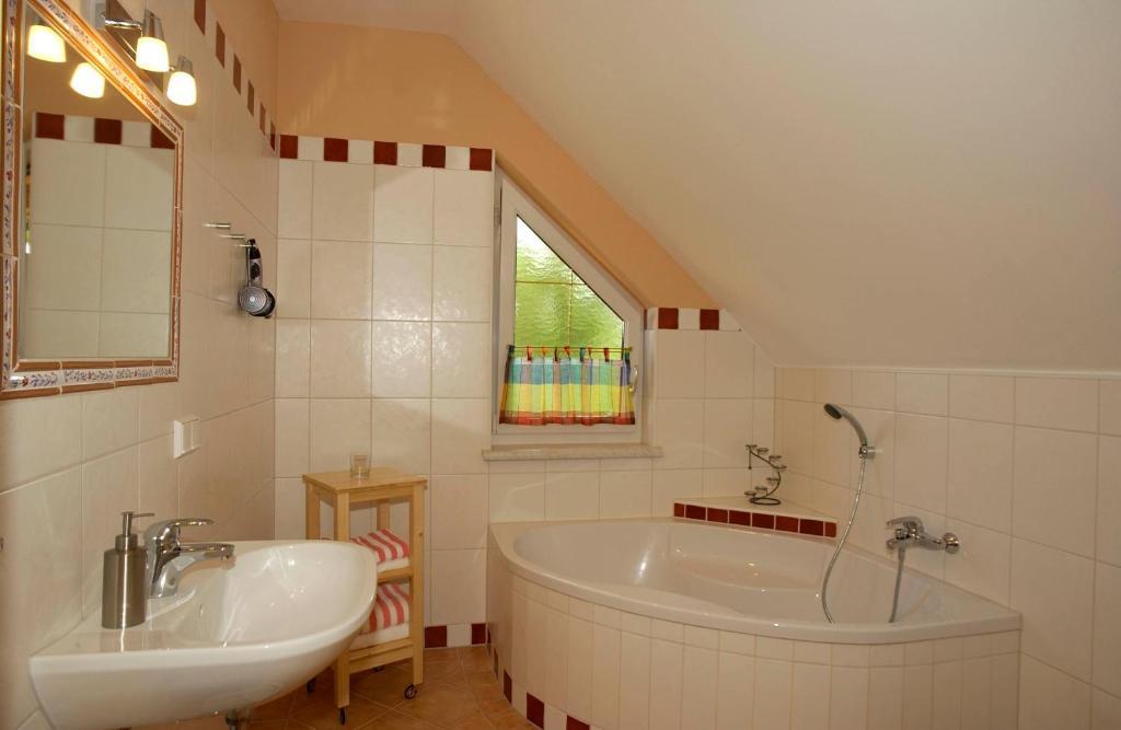 Hotel Garni Huegellandhof Neuhaus am Klausenbach Room photo